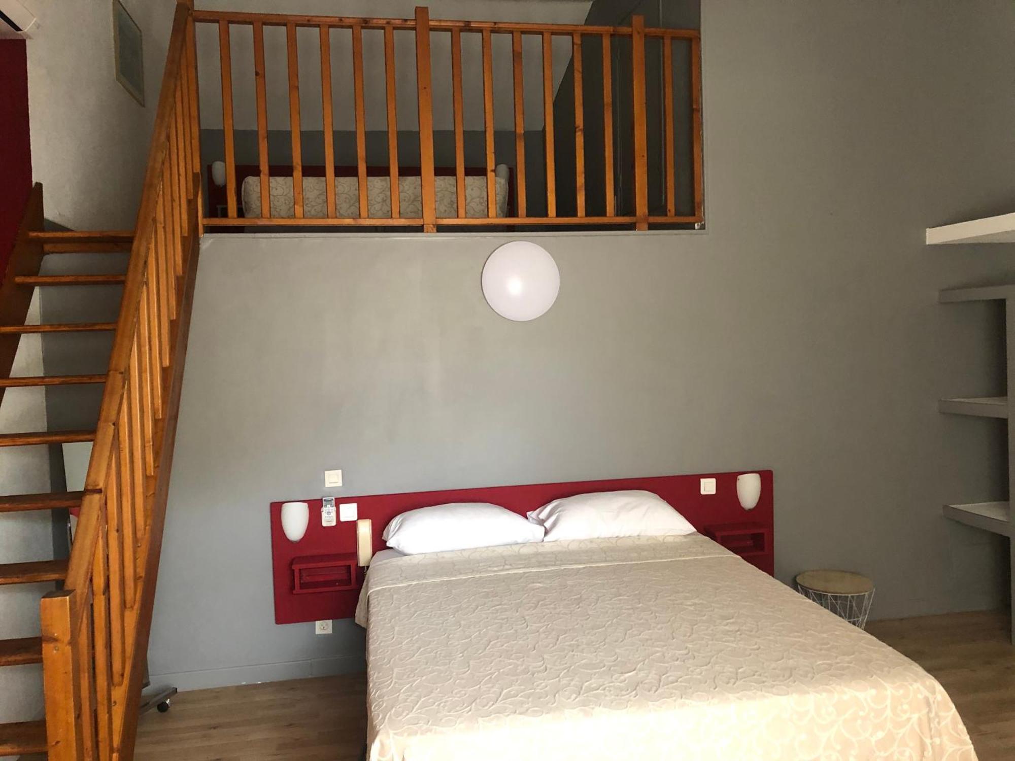 Hotel Aurelia Les Arcs-sur-Argens エクステリア 写真