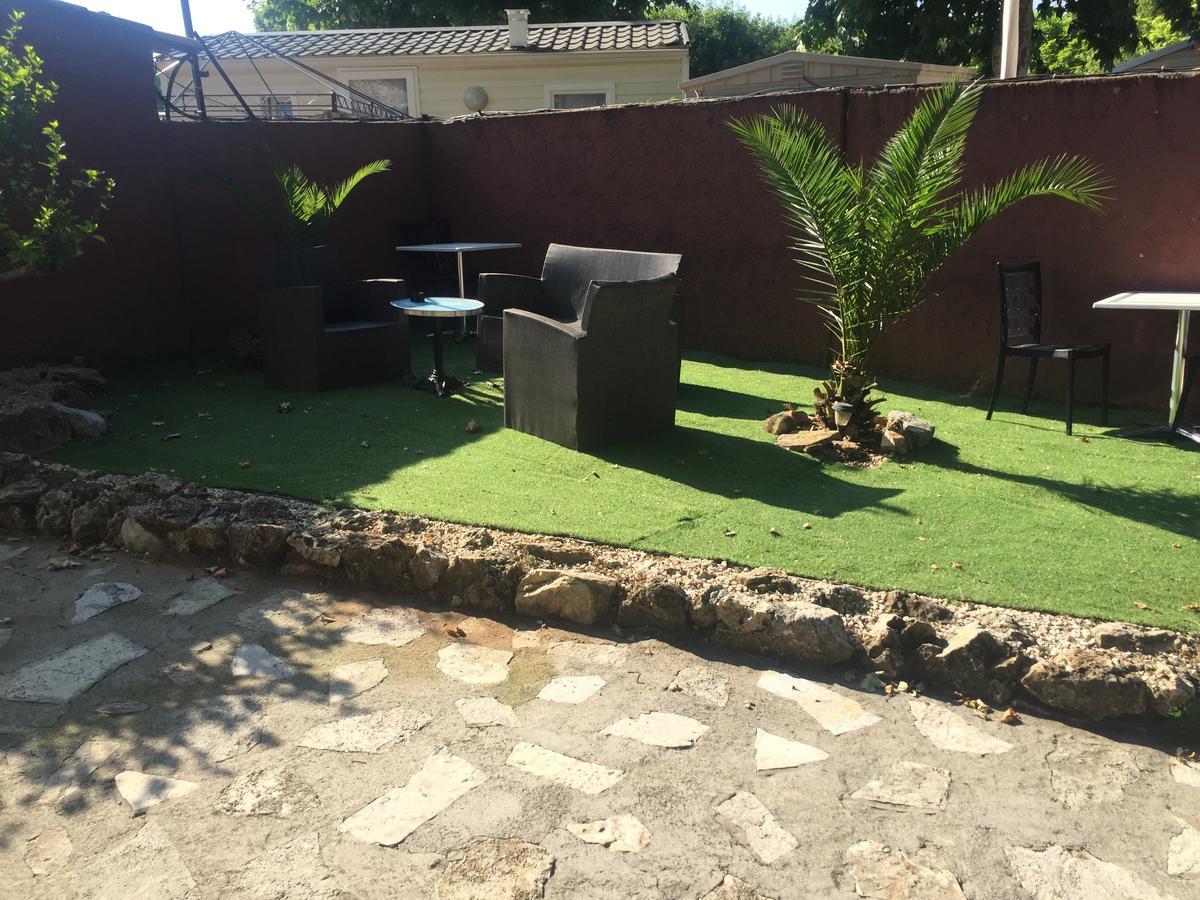Hotel Aurelia Les Arcs-sur-Argens エクステリア 写真